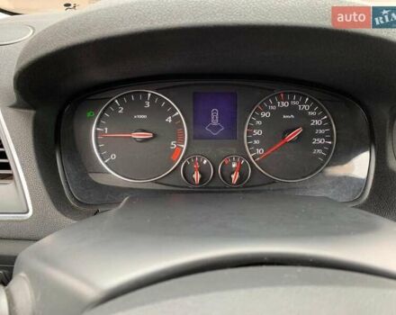 Сірий Рено Лагуна, об'ємом двигуна 2 л та пробігом 335 тис. км за 7600 $, фото 4 на Automoto.ua