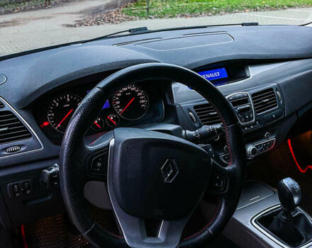 Серый Рено Лагуна, объемом двигателя 1.5 л и пробегом 378 тыс. км за 7100 $, фото 18 на Automoto.ua