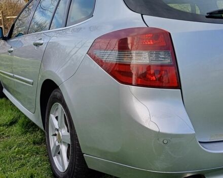 Серый Рено Лагуна, объемом двигателя 2 л и пробегом 300 тыс. км за 7300 $, фото 4 на Automoto.ua