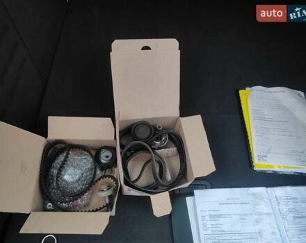 Серый Рено Лагуна, объемом двигателя 1.5 л и пробегом 220 тыс. км за 9300 $, фото 21 на Automoto.ua