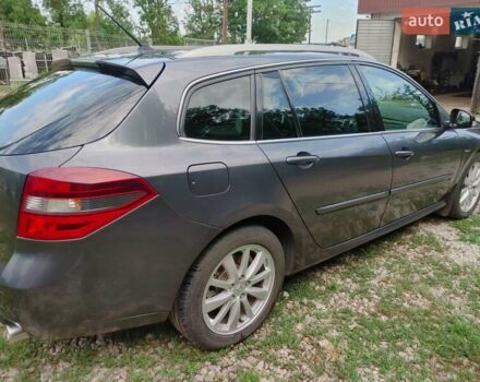 Серый Рено Лагуна, объемом двигателя 2 л и пробегом 186 тыс. км за 9800 $, фото 3 на Automoto.ua