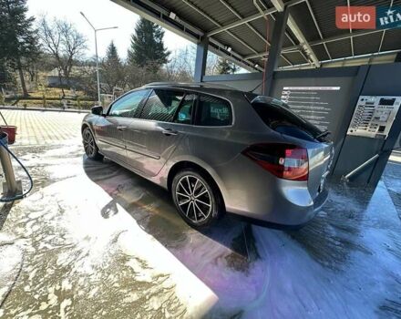 Серый Рено Лагуна, объемом двигателя 1.5 л и пробегом 210 тыс. км за 7500 $, фото 4 на Automoto.ua