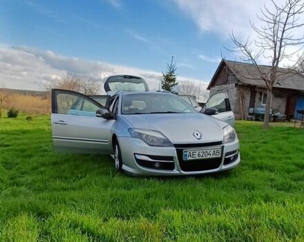 Серый Рено Лагуна, объемом двигателя 2 л и пробегом 300 тыс. км за 7300 $, фото 2 на Automoto.ua