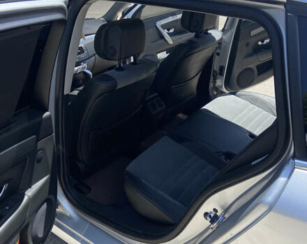 Сірий Рено Лагуна, об'ємом двигуна 2 л та пробігом 236 тис. км за 9950 $, фото 8 на Automoto.ua