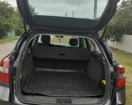 Серый Рено Лагуна, объемом двигателя 1.5 л и пробегом 253 тыс. км за 7200 $, фото 3 на Automoto.ua