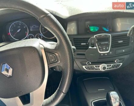 Серый Рено Лагуна, объемом двигателя 1.5 л и пробегом 210 тыс. км за 7500 $, фото 13 на Automoto.ua