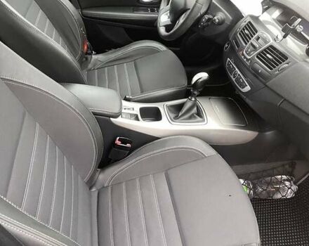 Серый Рено Лагуна, объемом двигателя 1.46 л и пробегом 334 тыс. км за 6500 $, фото 10 на Automoto.ua