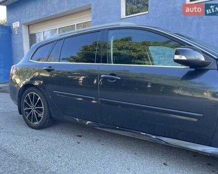 Серый Рено Лагуна, объемом двигателя 2 л и пробегом 255 тыс. км за 6500 $, фото 41 на Automoto.ua