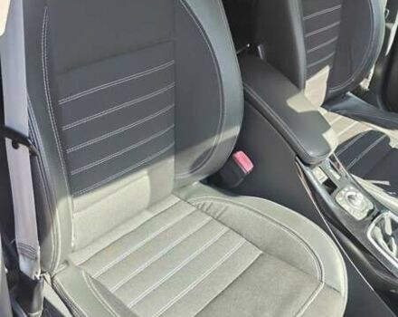 Серый Рено Лагуна, объемом двигателя 2 л и пробегом 290 тыс. км за 9500 $, фото 4 на Automoto.ua