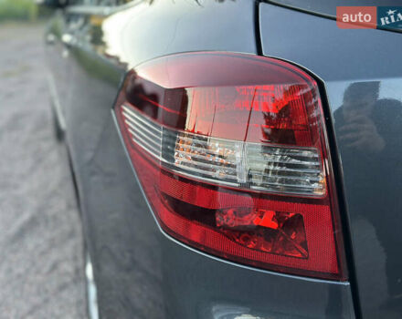 Серый Рено Лагуна, объемом двигателя 2 л и пробегом 235 тыс. км за 9500 $, фото 5 на Automoto.ua