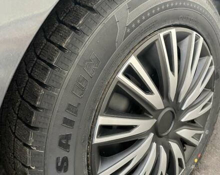 Серый Рено Лагуна, объемом двигателя 1.5 л и пробегом 360 тыс. км за 9000 $, фото 4 на Automoto.ua