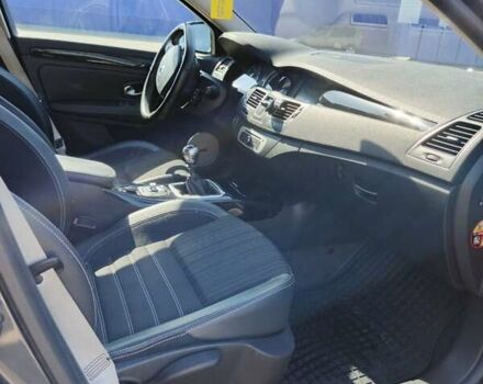 Серый Рено Лагуна, объемом двигателя 2 л и пробегом 208 тыс. км за 10300 $, фото 13 на Automoto.ua