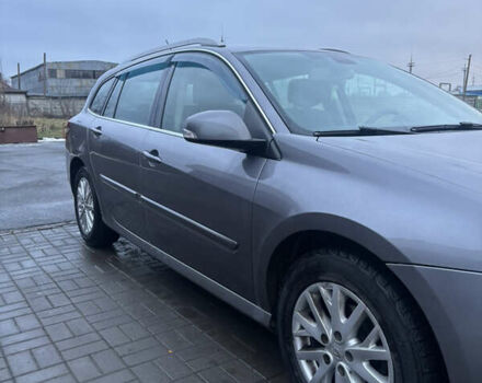 Серый Рено Лагуна, объемом двигателя 1.5 л и пробегом 255 тыс. км за 6200 $, фото 6 на Automoto.ua