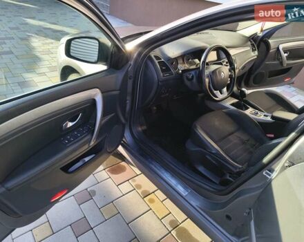 Серый Рено Лагуна, объемом двигателя 1.46 л и пробегом 305 тыс. км за 7500 $, фото 43 на Automoto.ua