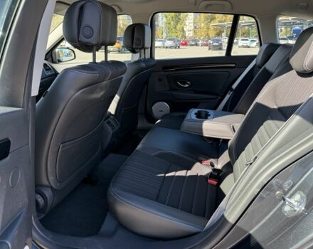 Серый Рено Лагуна, объемом двигателя 2 л и пробегом 181 тыс. км за 12200 $, фото 4 на Automoto.ua