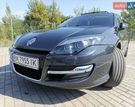 Серый Рено Лагуна, объемом двигателя 2 л и пробегом 208 тыс. км за 10300 $, фото 8 на Automoto.ua