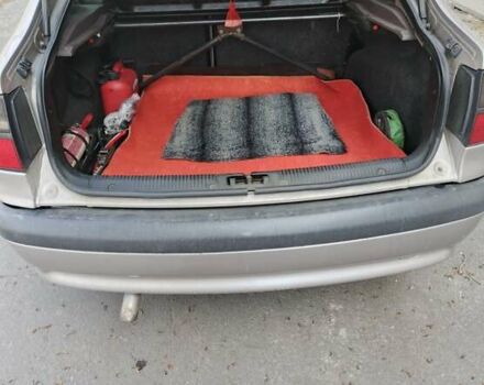 Серый Рено Лагуна, объемом двигателя 1.9 л и пробегом 283 тыс. км за 2900 $, фото 5 на Automoto.ua