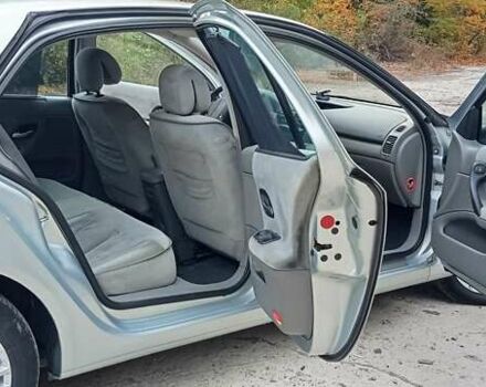 Серый Рено Лагуна, объемом двигателя 1.8 л и пробегом 139 тыс. км за 4700 $, фото 10 на Automoto.ua