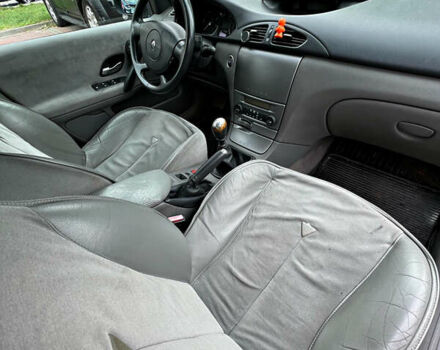 Серый Рено Лагуна, объемом двигателя 1.9 л и пробегом 140 тыс. км за 5000 $, фото 4 на Automoto.ua