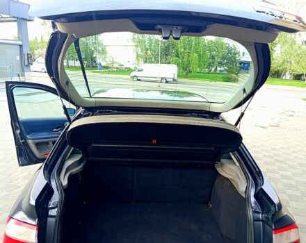 Серый Рено Лагуна, объемом двигателя 1.8 л и пробегом 310 тыс. км за 4000 $, фото 3 на Automoto.ua