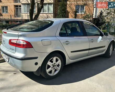 Серый Рено Лагуна, объемом двигателя 2 л и пробегом 317 тыс. км за 4100 $, фото 4 на Automoto.ua