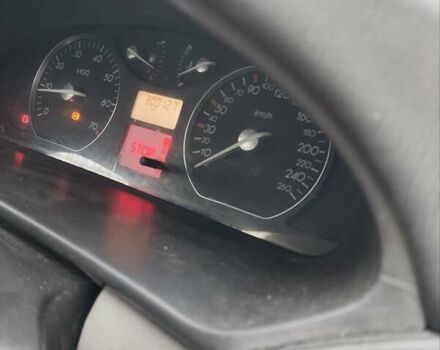 Серый Рено Лагуна, объемом двигателя 2.9 л и пробегом 300 тыс. км за 3100 $, фото 5 на Automoto.ua