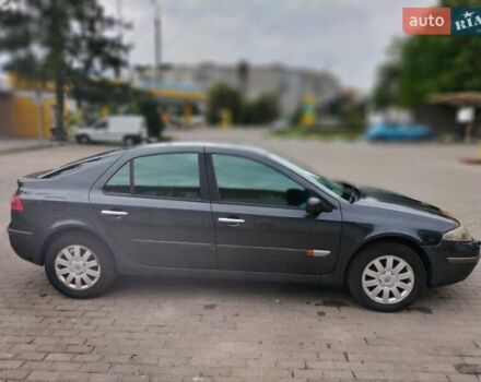 Серый Рено Лагуна, объемом двигателя 1.8 л и пробегом 265 тыс. км за 3499 $, фото 2 на Automoto.ua