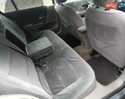 Серый Рено Лагуна, объемом двигателя 1.87 л и пробегом 350 тыс. км за 2750 $, фото 2 на Automoto.ua