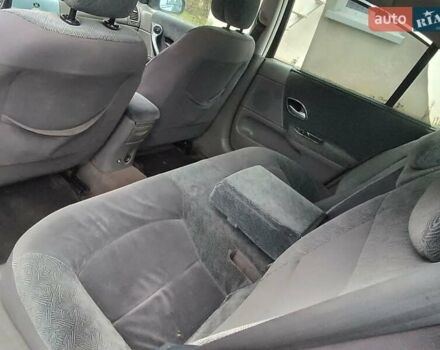 Серый Рено Лагуна, объемом двигателя 1.9 л и пробегом 300 тыс. км за 2750 $, фото 13 на Automoto.ua