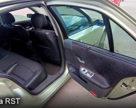 Сірий Рено Лагуна, об'ємом двигуна 2 л та пробігом 195 тис. км за 4100 $, фото 2 на Automoto.ua