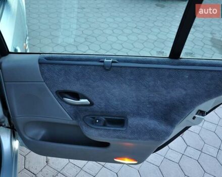 Серый Рено Лагуна, объемом двигателя 1.8 л и пробегом 220 тыс. км за 3300 $, фото 22 на Automoto.ua