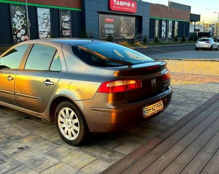 Серый Рено Лагуна, объемом двигателя 2 л и пробегом 0 тыс. км за 3700 $, фото 1 на Automoto.ua