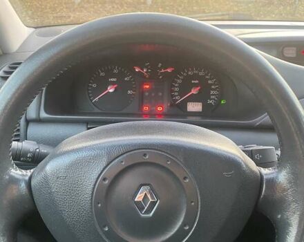 Серый Рено Лагуна, объемом двигателя 1.9 л и пробегом 274 тыс. км за 4300 $, фото 4 на Automoto.ua