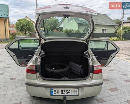 Сірий Рено Лагуна, об'ємом двигуна 1.8 л та пробігом 284 тис. км за 3700 $, фото 8 на Automoto.ua