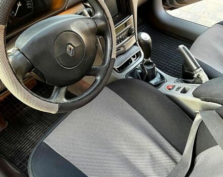 Серый Рено Лагуна, объемом двигателя 2 л и пробегом 0 тыс. км за 3700 $, фото 5 на Automoto.ua