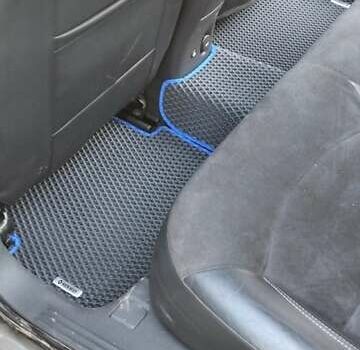 Серый Рено Лагуна, объемом двигателя 2.2 л и пробегом 375 тыс. км за 2500 $, фото 10 на Automoto.ua