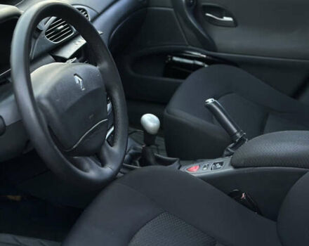 Сірий Рено Лагуна, об'ємом двигуна 1.6 л та пробігом 245 тис. км за 2699 $, фото 9 на Automoto.ua