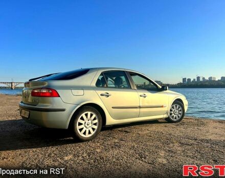 Серый Рено Лагуна, объемом двигателя 2 л и пробегом 167 тыс. км за 4000 $, фото 5 на Automoto.ua