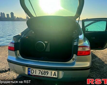 Серый Рено Лагуна, объемом двигателя 2 л и пробегом 167 тыс. км за 4000 $, фото 7 на Automoto.ua