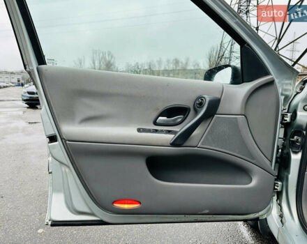 Серый Рено Лагуна, объемом двигателя 2 л и пробегом 389 тыс. км за 3999 $, фото 14 на Automoto.ua