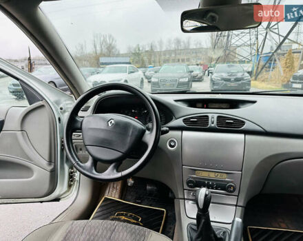 Серый Рено Лагуна, объемом двигателя 2 л и пробегом 389 тыс. км за 3999 $, фото 19 на Automoto.ua
