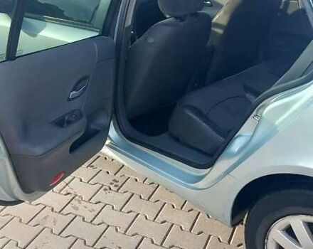 Серый Рено Лагуна, объемом двигателя 1.6 л и пробегом 237 тыс. км за 3300 $, фото 10 на Automoto.ua