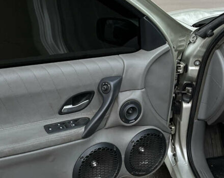 Серый Рено Лагуна, объемом двигателя 2 л и пробегом 309 тыс. км за 4800 $, фото 9 на Automoto.ua