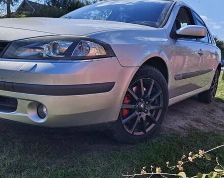 Серый Рено Лагуна, объемом двигателя 2 л и пробегом 150 тыс. км за 5200 $, фото 17 на Automoto.ua