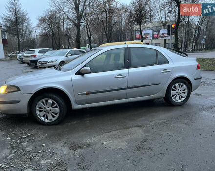 Сірий Рено Лагуна, об'ємом двигуна 2 л та пробігом 397 тис. км за 2600 $, фото 4 на Automoto.ua