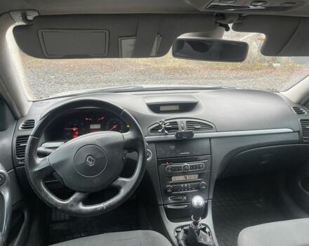 Серый Рено Лагуна, объемом двигателя 2 л и пробегом 396 тыс. км за 3900 $, фото 2 на Automoto.ua