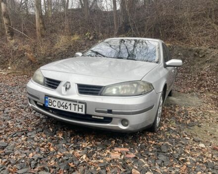 Серый Рено Лагуна, объемом двигателя 2 л и пробегом 396 тыс. км за 3900 $, фото 3 на Automoto.ua