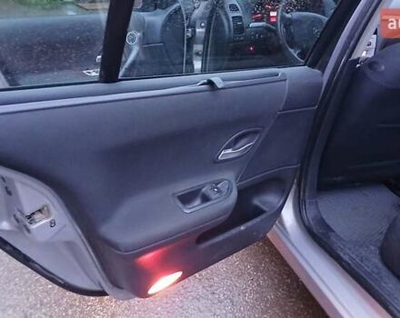 Сірий Рено Лагуна, об'ємом двигуна 1.6 л та пробігом 252 тис. км за 3900 $, фото 21 на Automoto.ua