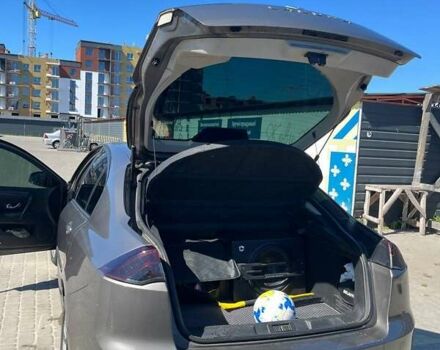 Сірий Рено Лагуна, об'ємом двигуна 1.5 л та пробігом 280 тис. км за 5500 $, фото 7 на Automoto.ua
