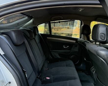 Серый Рено Лагуна, объемом двигателя 2 л и пробегом 315 тыс. км за 4300 $, фото 6 на Automoto.ua